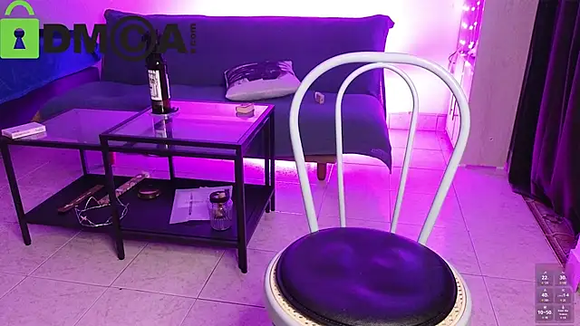 Lia madame online show from March 8, 2025, 5:59 am