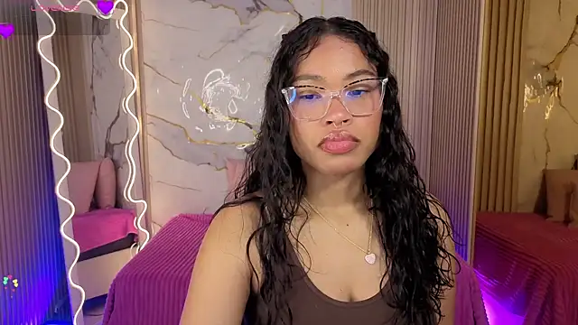 penelope tay1 online show from April 10, 2026, 3:13 am