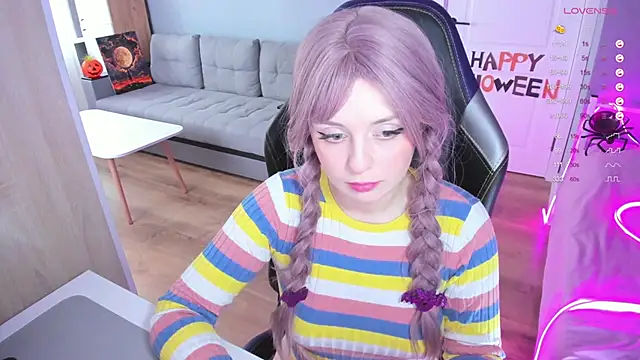 Snapshot of Amy_honey_angel chatting on November 2, 2025, 11:48 am Amy honey angel online show from November 2, 2025, 11:48 am