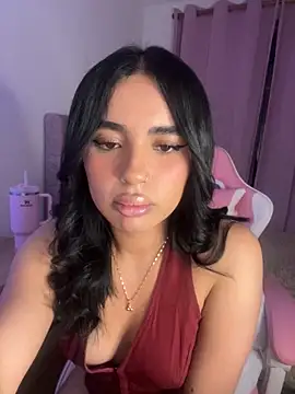 Emily-14 online show from November 14, 2025, 5:33 am