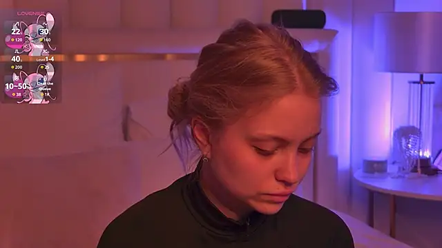 DorisHell online show from November 2, 2025, 3:00 am