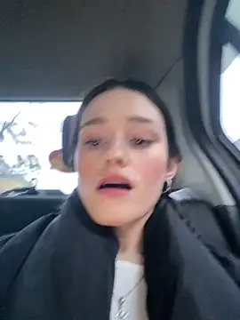 Mia Mia M online show from March 2, 2026, 2:24 pm