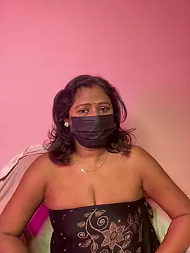 Snapshot of hot-bhabiji chatting on January 6, 2025, 1:30 pm hot-bhabiji online show from January 6, 2025, 1:30 pm