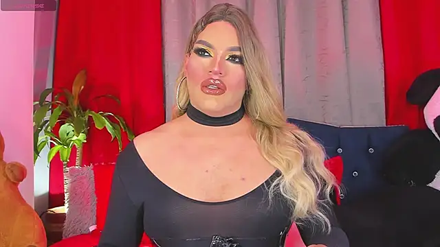 Snapshot of Missisabella_ chatting on April 26, 2026, 12:30 am Missisabella online show from April 26, 2026, 12:30 am