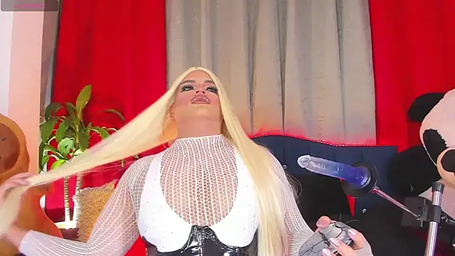 Snapshot of Missisabella_ chatting on April 28, 2026, 1:04 am Missisabella online show from April 28, 2026, 1:04 am