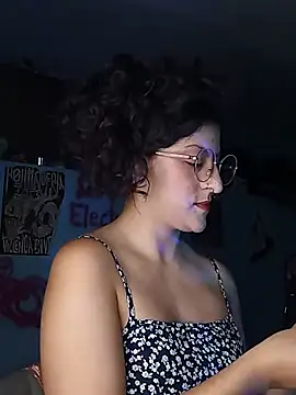 LoveElectra online show from July 8, 2026, 12:03 am