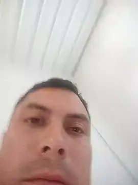 Snapshot of Cristiano_grande chatting on September 28, 2025, 2:24 pm Cristiano grande online show from September 28, 2025, 2:24 pm