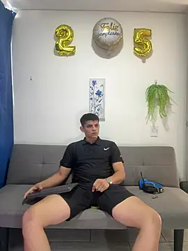 Snapshot of boss_of_cash chatting on February 5, 2026, 1:40 pm boss of cash online show from February 5, 2026, 1:40 pm