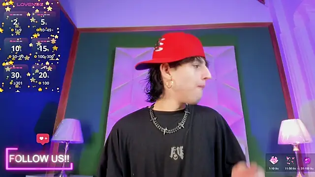 Snapshot of sett_and_gwen chatting on October 30, 2025, 4:11 am sett and gwen online show from October 30, 2025, 4:11 am