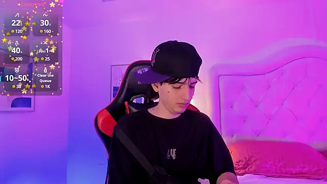 Snapshot of sett_and_gwen chatting on March 9, 2025, 4:38 am sett and gwen online show from March 9, 2025, 4:38 am