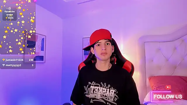 Snapshot of sett_and_gwen chatting on March 19, 2025, 6:35 am sett and gwen online show from March 19, 2025, 6:35 am