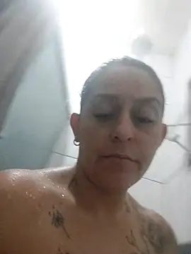 Snapshot of baixinhaloira chatting on November 1, 2025, 3:24 am baixinhaloira online show from November 1, 2025, 3:24 am