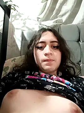 Snapshot of Yaz_Moon chatting on March 7, 2025, 3:40 am Yaz Moon online show from March 7, 2025, 3:40 am
