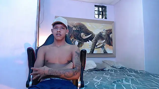 Snapshot of mr_stiven_ chatting on February 20, 2025, 8:50 am mr stiven online show from February 20, 2025, 8:50 am