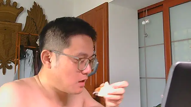 866532 online show from July 23, 2026, 1:41 am
