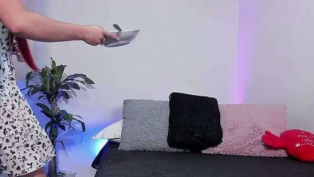 Snapshot of Liah_ferrer chatting on February 1, 2026, 5:11 pm Liah ferrer online show from February 1, 2026, 5:11 pm