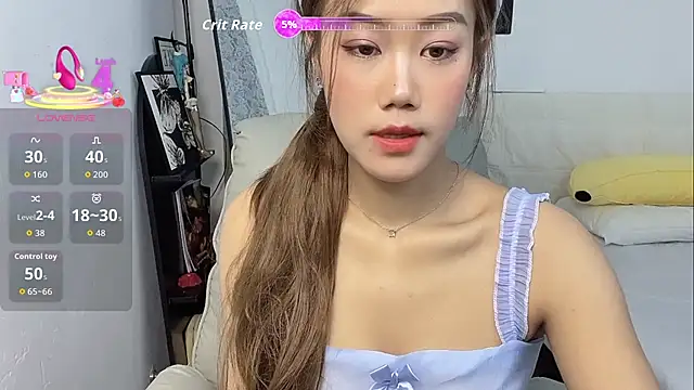 Bella-LL online show from April 14, 2026, 5:51 pm