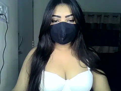 ishi Beauty online show from February 11, 2026, 4:56 am