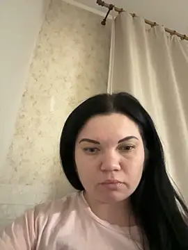 Diane Briggs online show from December 13, 2024, 3:21 pm