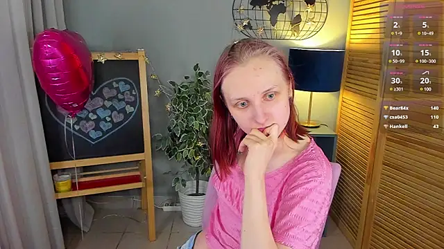 Snapshot of SallyFishery chatting on March 7, 2025, 7:41 am SallyFishery online show from March 7, 2025, 7:41 am