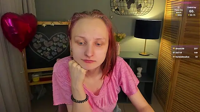 Snapshot of SallyFishery chatting on February 26, 2025, 4:30 am SallyFishery online show from February 26, 2025, 4:30 am