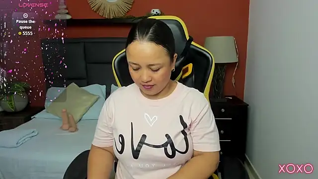 linda rios  online show from September 26, 2025, 7:21 pm