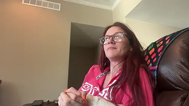 Snapshot of yourstrulylivy69 chatting on October 23, 2025, 3:43 pm yourstrulylivy69 online show from October 23, 2025, 3:43 pm