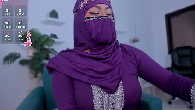 Snapshot of jazmin_anbar chatting on February 12, 2026, 10:15 am jazmin anbar online show from February 12, 2026, 10:15 am