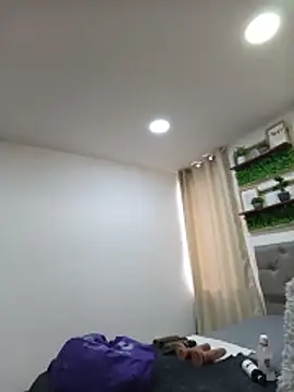 sasi luna online show from March 16, 2026, 2:21 pm