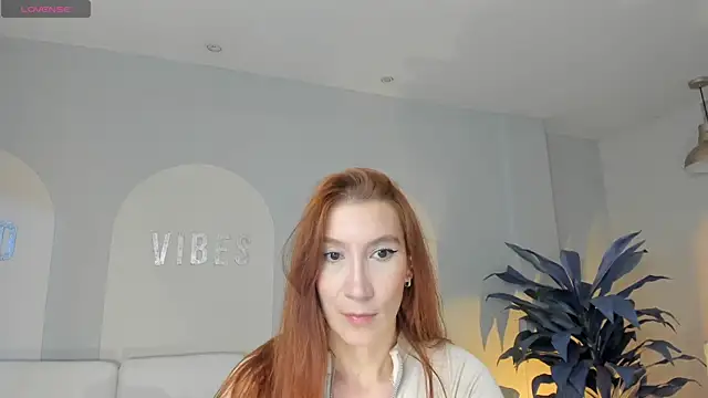 MiaFarrell  online show from February 24, 2026, 6:09 pm