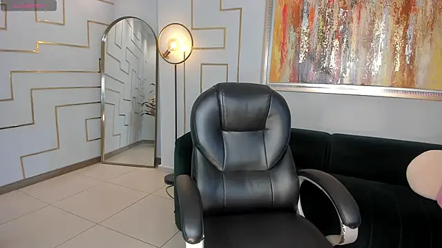 BellaCarteer  online show from April 11, 2026, 8:01 pm