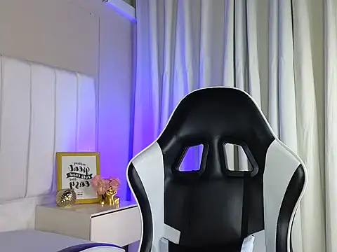 africa holmes online show from March 21, 2026, 2:24 am