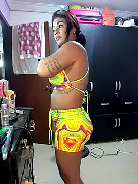 Snapshot of Naticol1 chatting on December 21, 2025, 3:19 am Naticol1 online show from December 21, 2025, 3:19 am