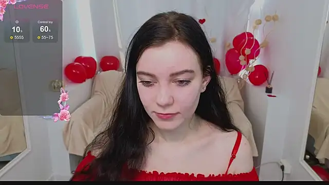 Snapshot of Lana__Cute_ chatting on February 7, 2025, 9:05 am Lana Cute online show from February 7, 2025, 9:05 am