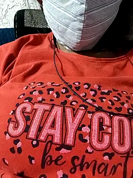 Soniyahotty online show from October 12, 2025, 3:13 pm