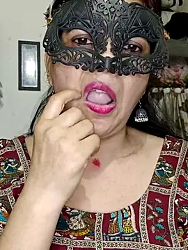 Snapshot of sexy_bhabhi69 chatting on July 7, 2026, 9:57 am sexy bhabhi69 online show from July 7, 2026, 9:57 am