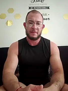 Snapshot of jourdinio13 chatting on July 4, 2026, 4:11 pm jourdinio13 online show from July 4, 2026, 4:11 pm