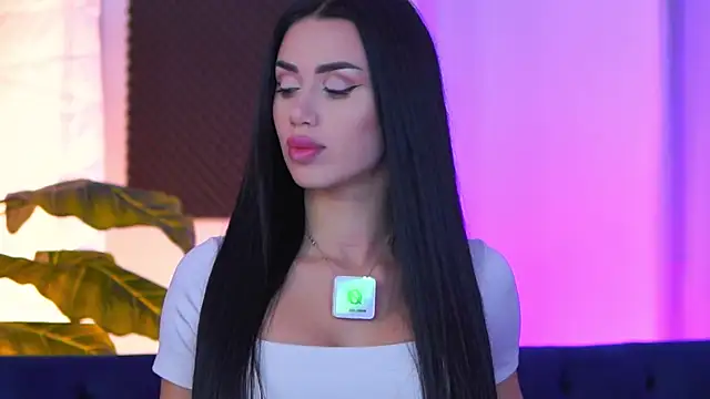 Jenna Day online show from November 19, 2025, 5:07 am