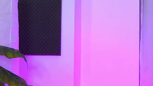 Jenna Day online show from November 28, 2025, 6:35 am