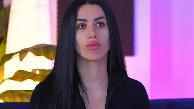 Jenna Day online show from November 9, 2025, 10:19 am