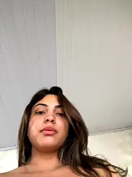 Nicollygriu online show from October 9, 2025, 2:17 pm