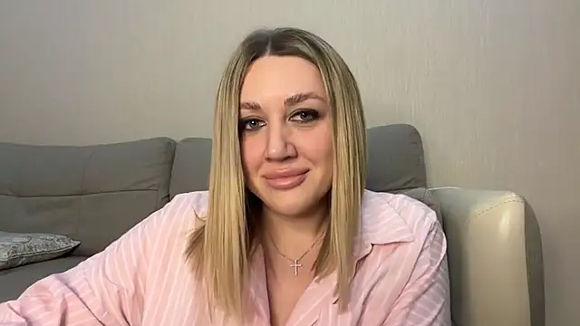 Snapshot of VickyLove047 chatting on October 6, 2025, 6:08 pm VickyLove047 online show from October 6, 2025, 6:08 pm