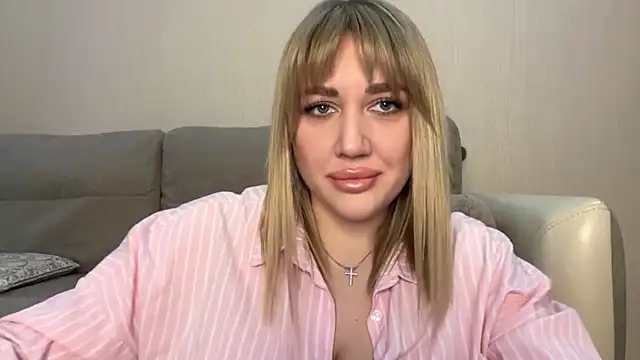 VickyLove047 online show from February 7, 2026, 6:32 am