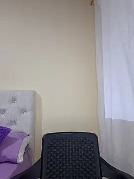 franchezkavegaaa online show from October 7, 2025, 12:06 pm