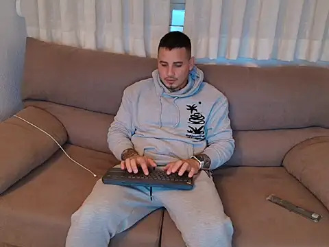 Geishastudios online show from November 9, 2025, 9:08 pm