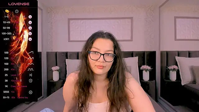 Snapshot of ZarifaBev chatting on November 30, 2025, 2:29 pm ZarifaBev online show from November 30, 2025, 2:29 pm