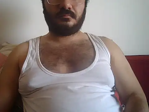 Snapshot of UrfavSlaveBitch chatting on October 24, 2025, 8:35 am UrfavSlaveBitch online show from October 24, 2025, 8:35 am