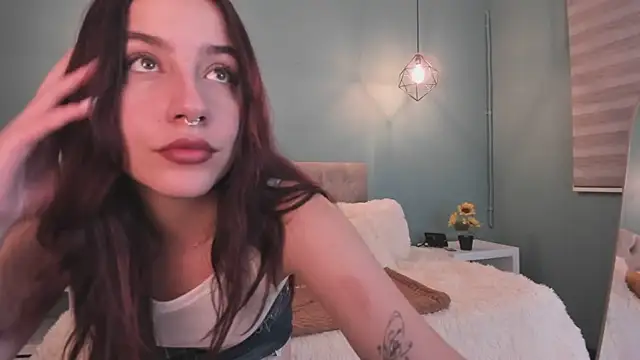 Snapshot of Regina_blum chatting on January 18, 2026, 3:54 am Regina blum online show from January 18, 2026, 3:54 am