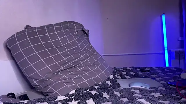  xxtina online show from November 6, 2025, 11:03 am