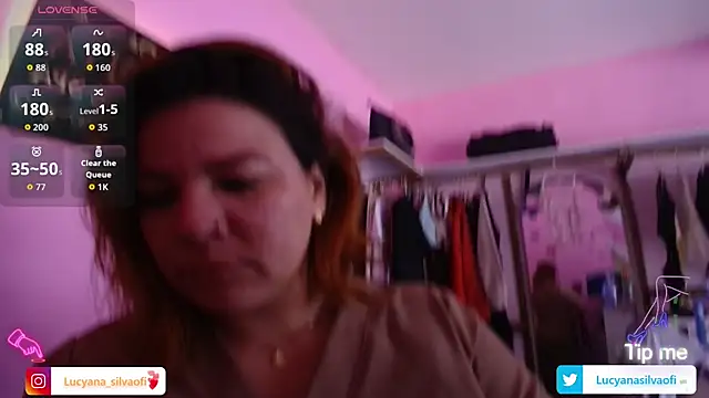 LucyanaSilva online show from February 20, 2026, 4:42 pm